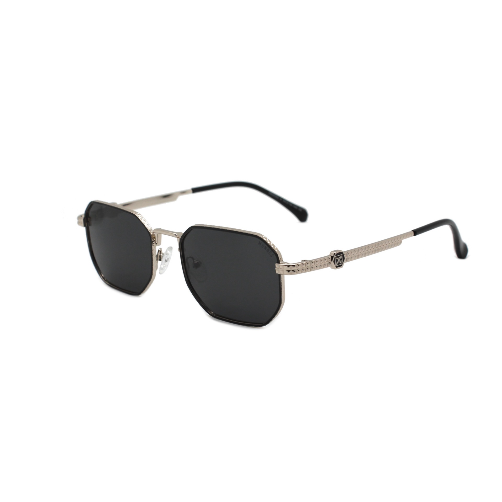 Kellan · Black Silver