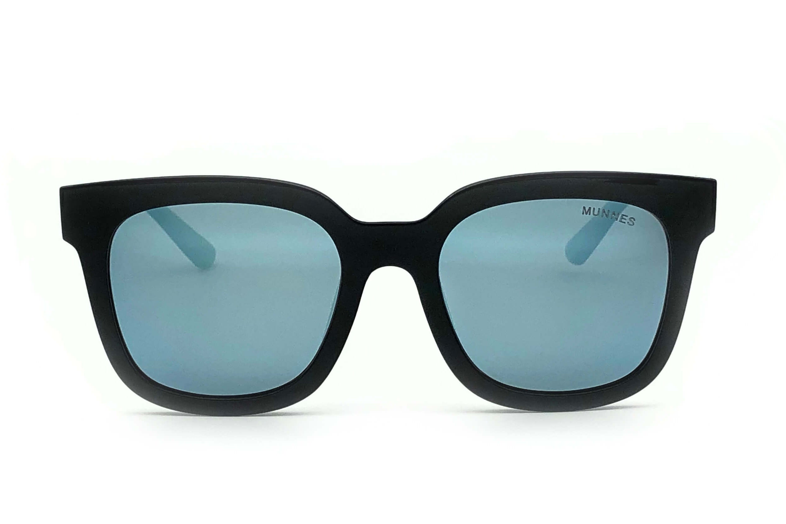 Carrie · Blue