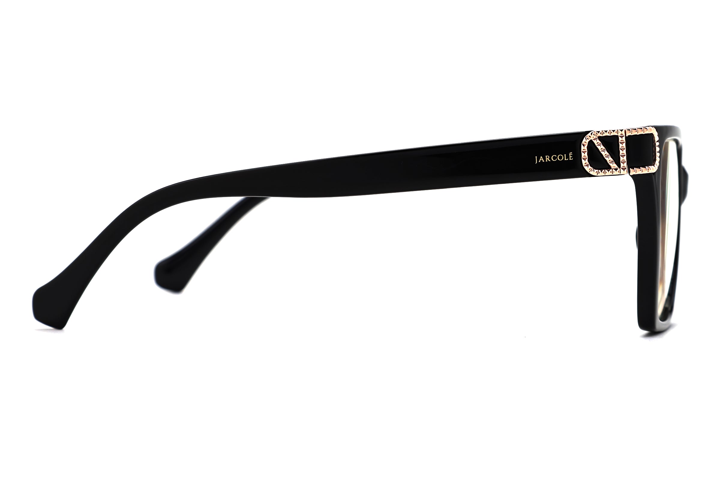 Hallie · Black