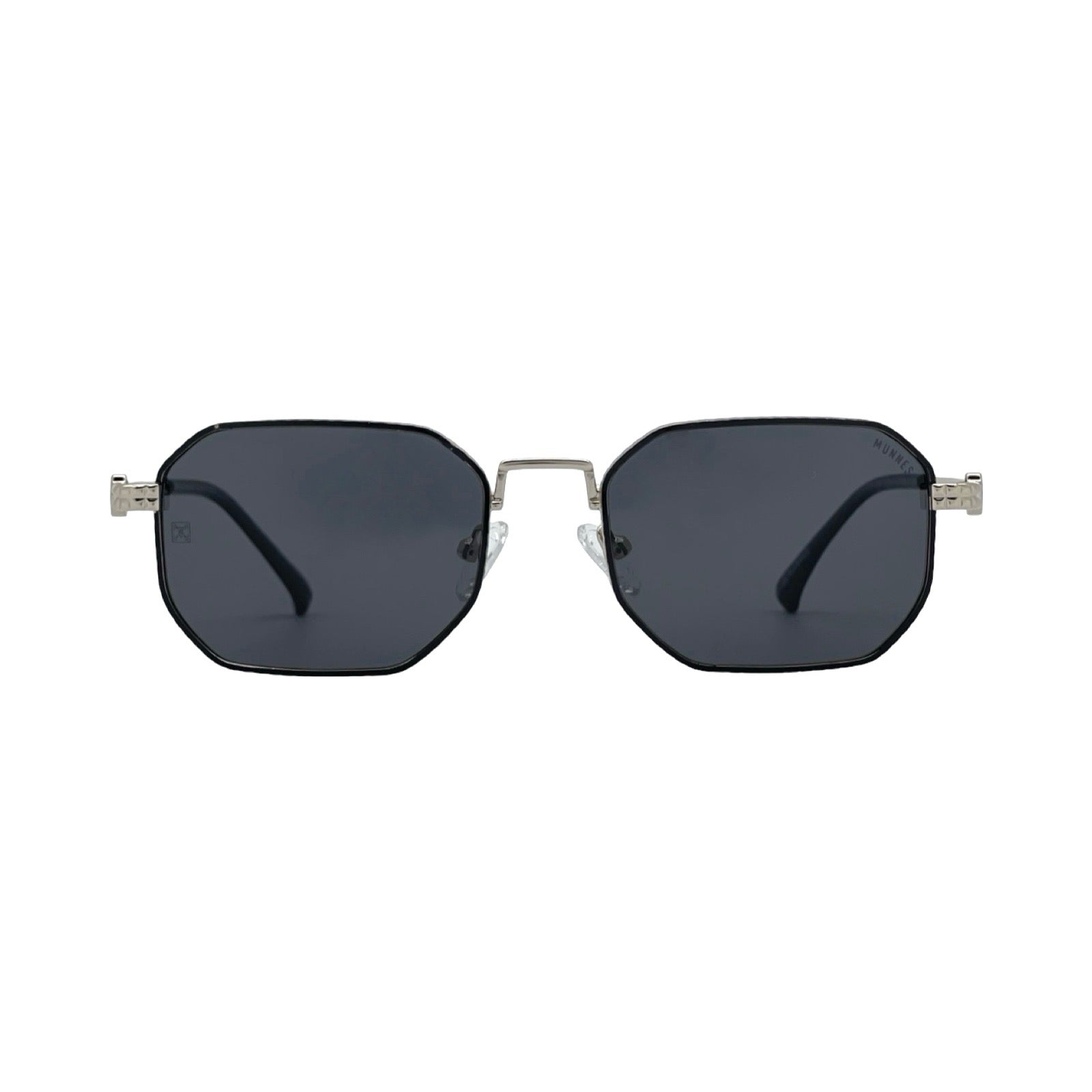 Kellan · Black Silver