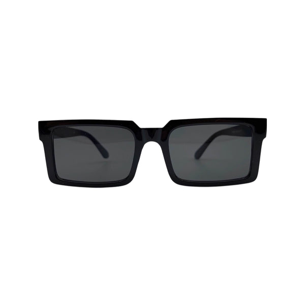 Reese · Black