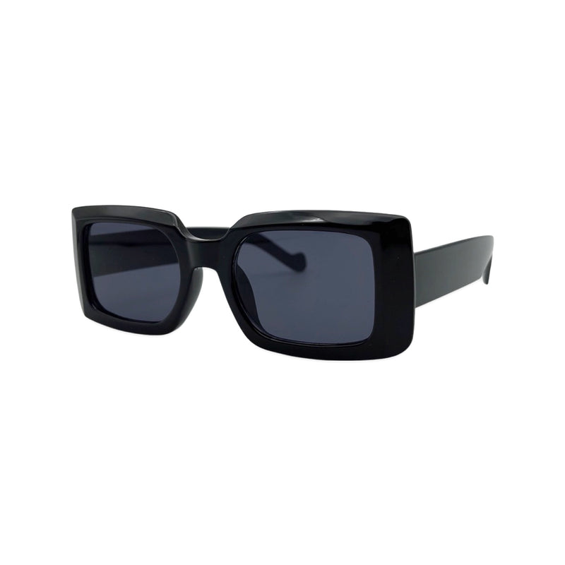 Kinley · Black