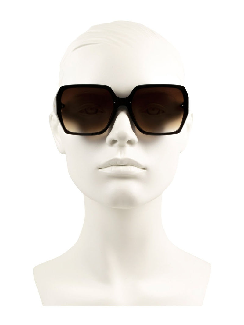 Beth · Brown