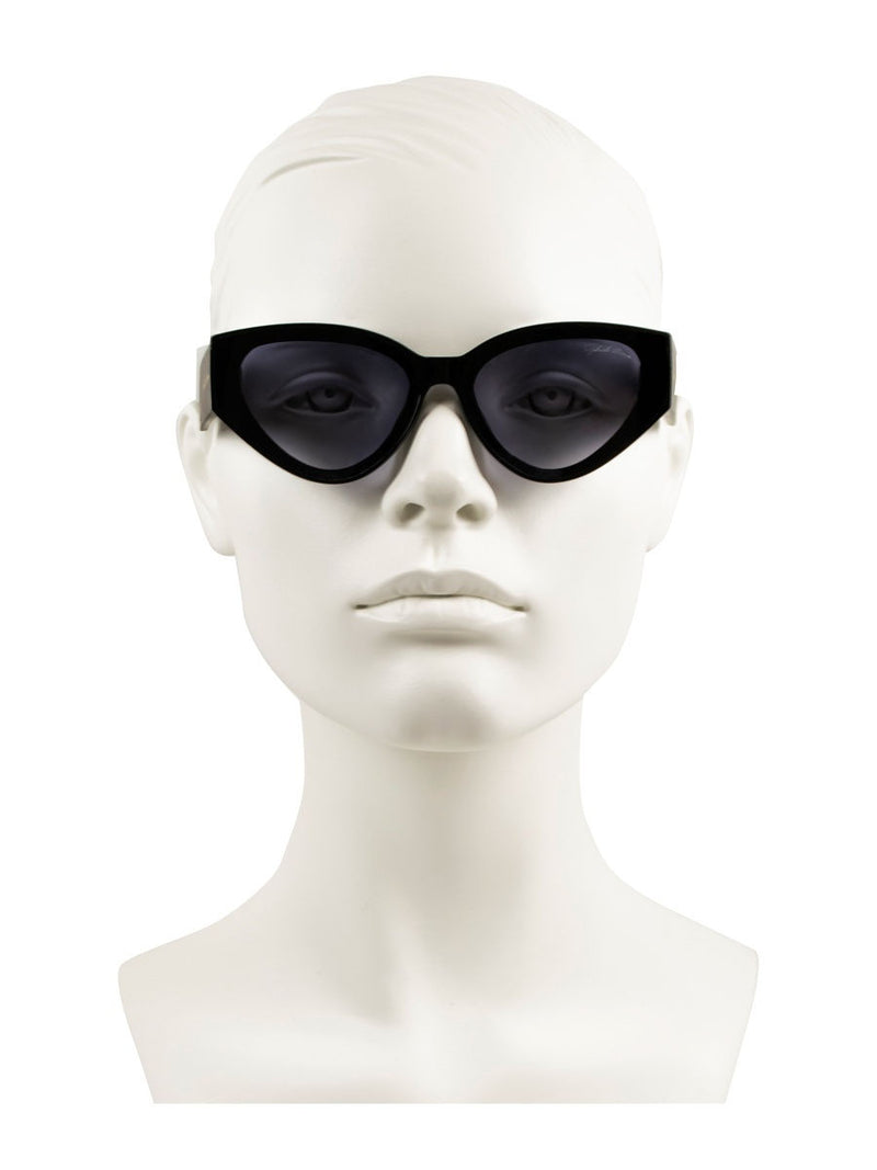 Leya · Black