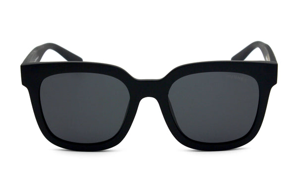 Carrie Matte Black