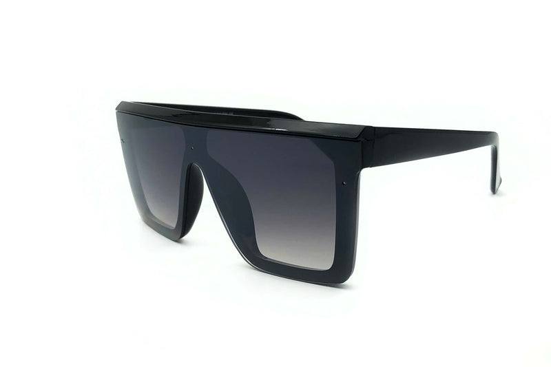 Callie · Black