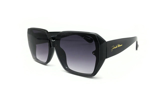Beth · Black